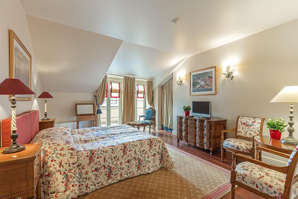Stikliai Hotel - Relais & Chateaux VNO Exteriér fotografie A bedroom at the hotel